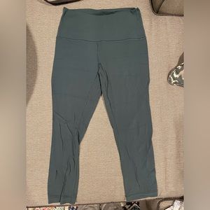 Lulu align pants size 6 crop